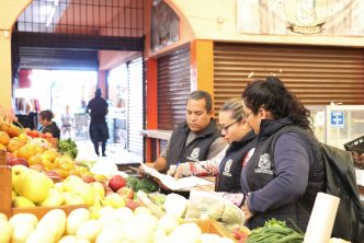 Medio Ambiente / CONTINÚA MUNICIPIO VISITAS A COMERCIOS PARA DISMINUIR USO DE PLÁSTICOS Y UNICEL