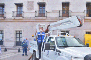 Jesús María / ADQUIERE UNA NUEVA PLUMA PARA EL ALUMBRADO PÚBLICO